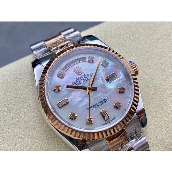 Sunday Calendar series women's watch, mother-of-pearl dial, rose gold bezel, 36mm, two-tone President-style bracelet.